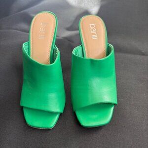 Bar III Green Open Toe Mules Sz 6.5